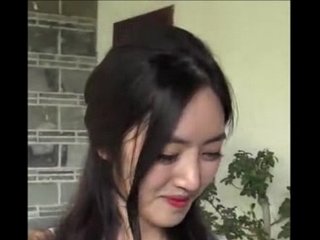 Korean Busty Model Yuna show off her boobs- LiveCamCherries.com